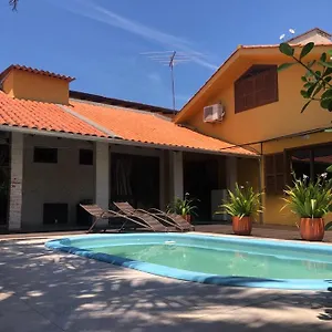 Linda Casa Com Piscina Em Bombinhas, Espaço Inteiro Casa de Férias
